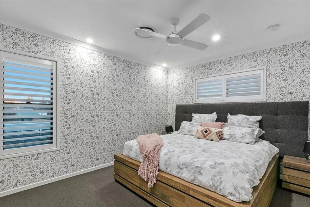 Beachside Buddina Luxury Family House 5 Bedrooms Ngoại thất bức ảnh